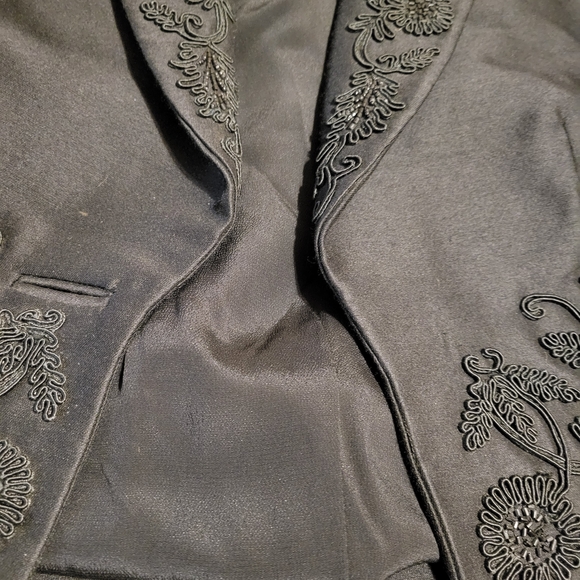 True Vintage Womens Blk Cropped 3/4 Sleeve Blazer With skirt & Cami Suit Set s:S - Picture 13 of 16